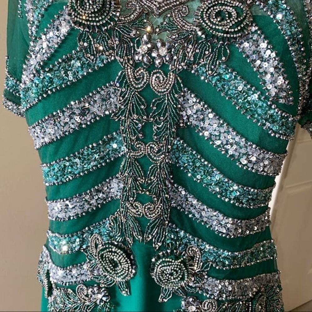Allure Bridals Emerald Green Sequin Evening Gown Dress, Mother of Bride, Formal - Picture 4 of 10
